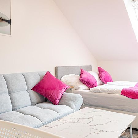 Airy Attic Apt.: Stylish Studio At Penzing Area เวียนนา ภายนอก รูปภาพ