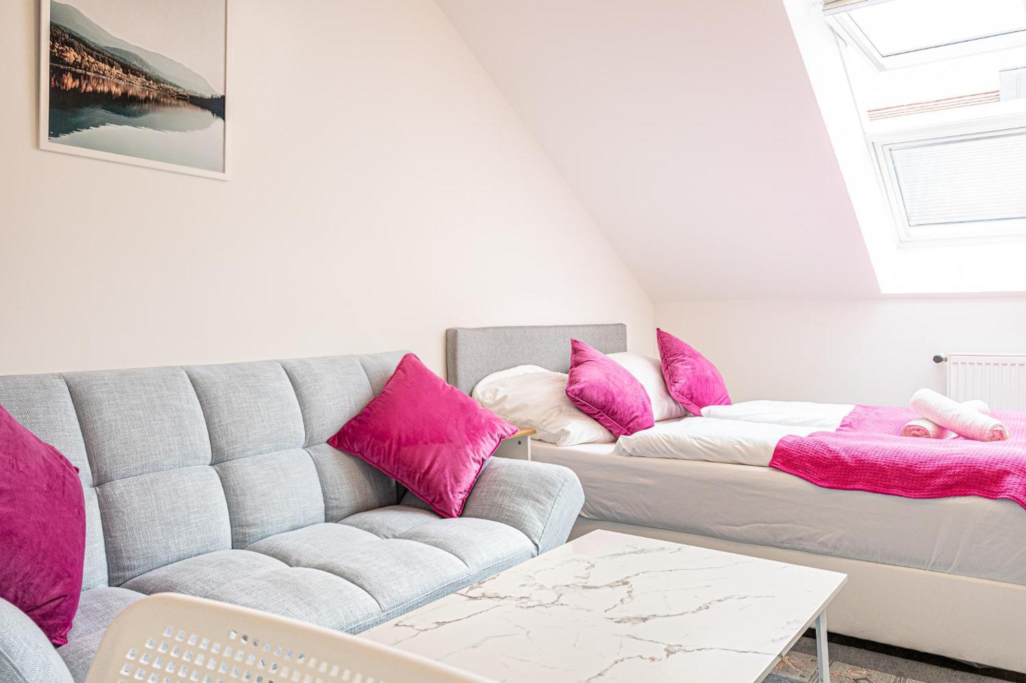 Airy Attic Apt.: Stylish Studio At Penzing Area เวียนนา ภายนอก รูปภาพ