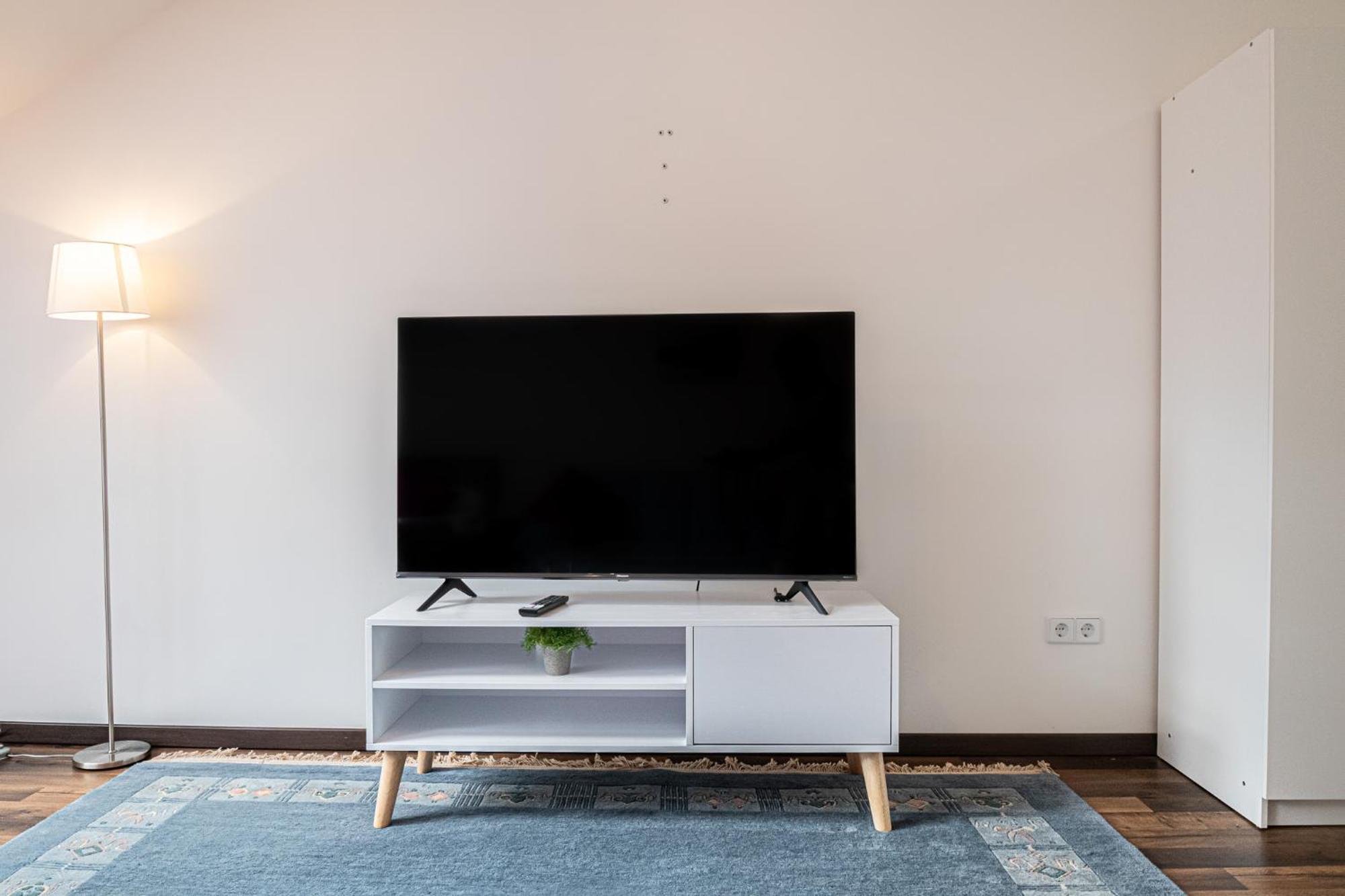 Airy Attic Apt.: Stylish Studio At Penzing Area เวียนนา ภายนอก รูปภาพ