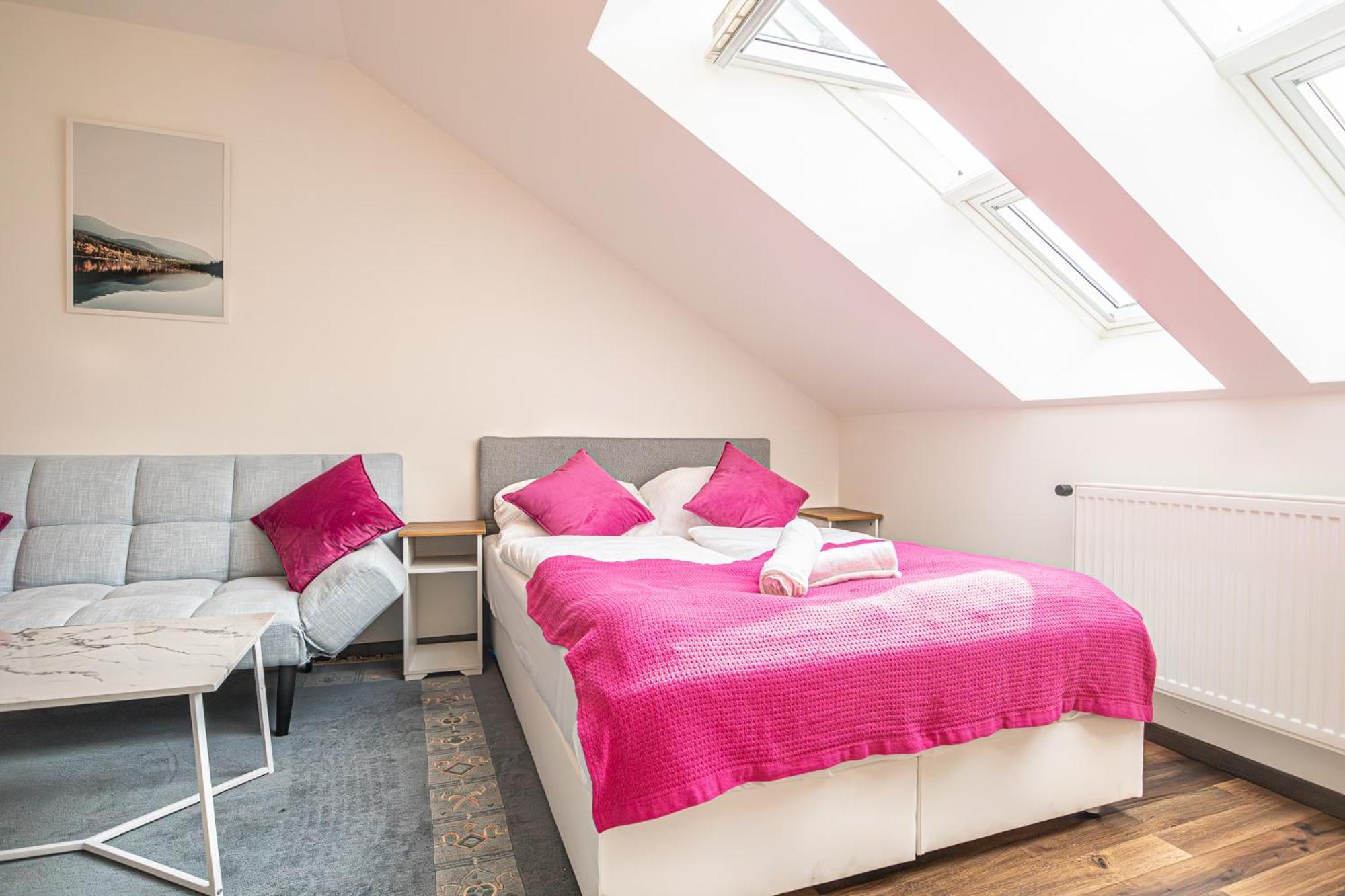 Airy Attic Apt.: Stylish Studio At Penzing Area เวียนนา ภายนอก รูปภาพ