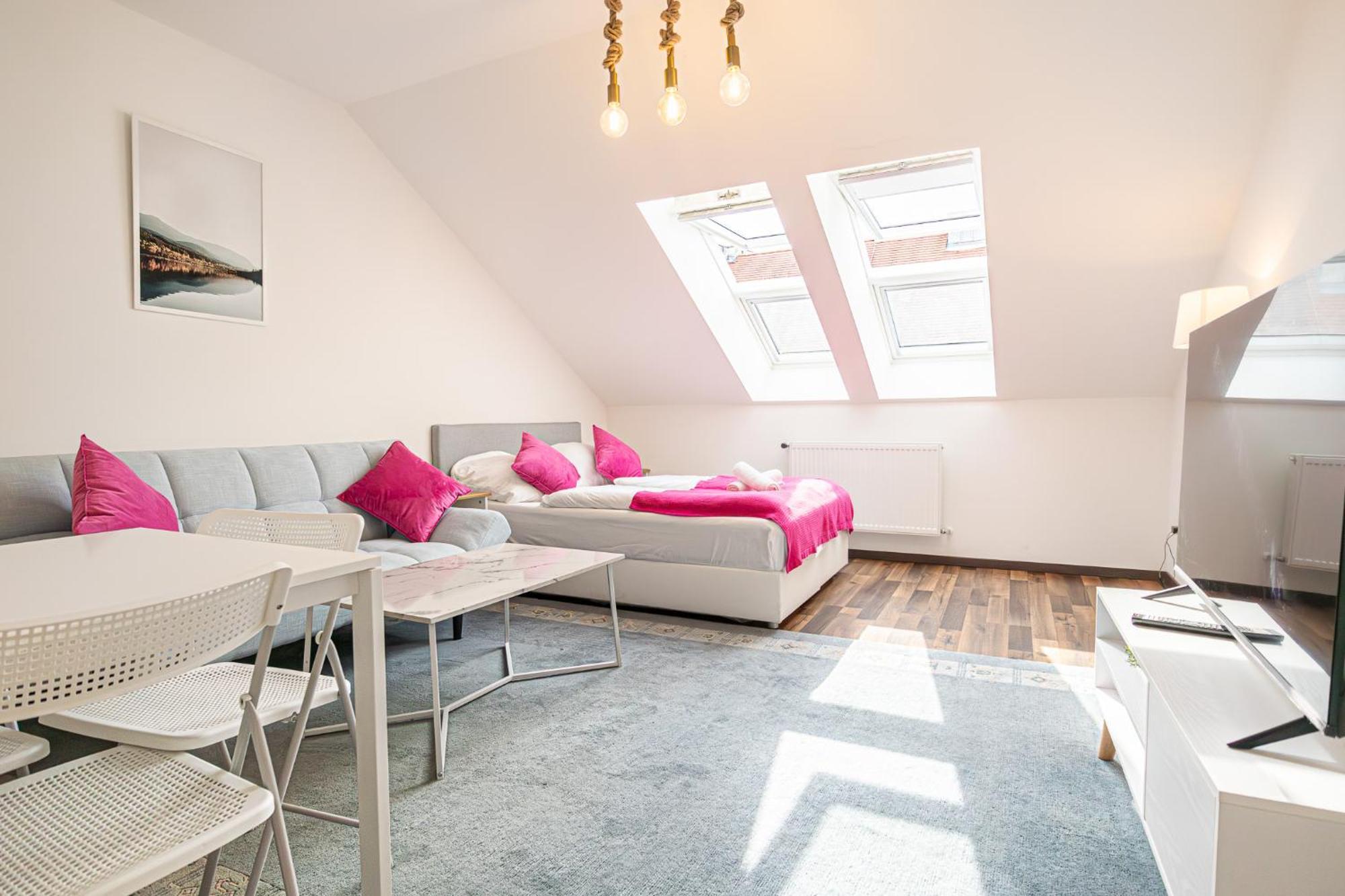 Airy Attic Apt.: Stylish Studio At Penzing Area เวียนนา ภายนอก รูปภาพ
